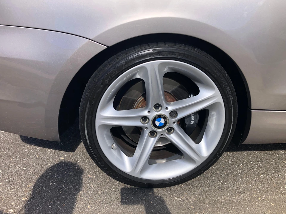 2008 BMW E82 135i & 135is - Image 21 of 31