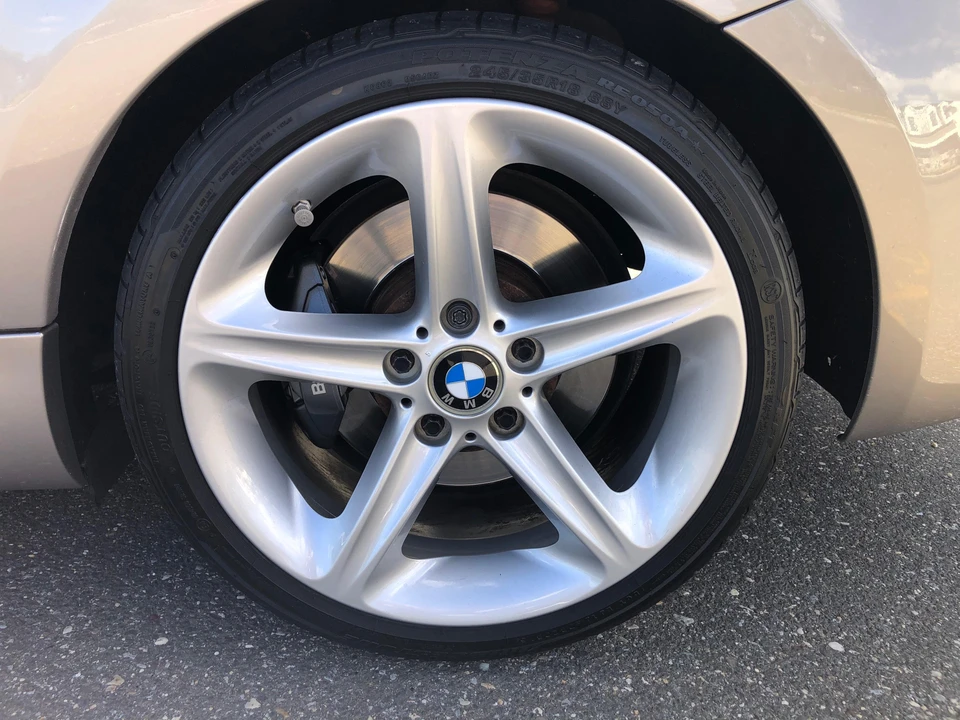 2008 BMW E82 135i & 135is - Image 20 of 31