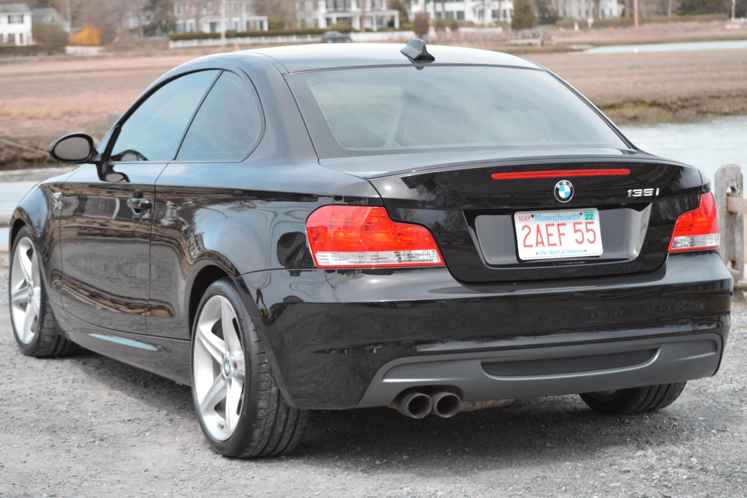 2008 BMW E82 135i & 135is - Image 4 of 5