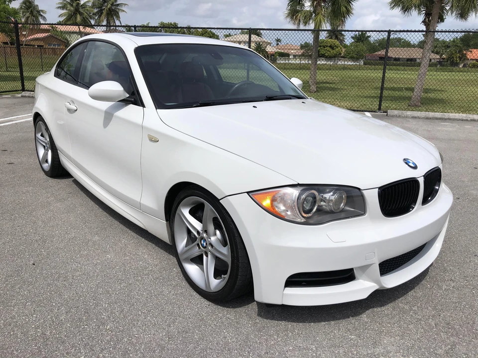 2008 BMW E82 135i & 135is - Image 26 of 31