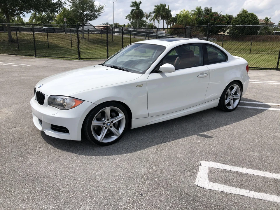 2008 BMW E82 135i & 135is - Image 10 of 31