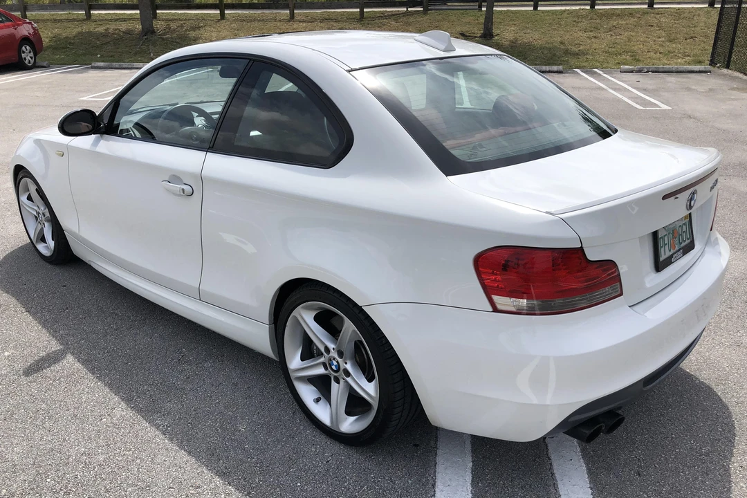 2008 BMW E82 135i & 135is - Image 4 of 31