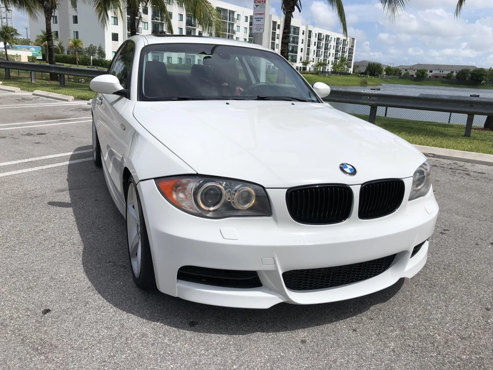 2008 BMW E82 135i & 135is - Image 28 of 31