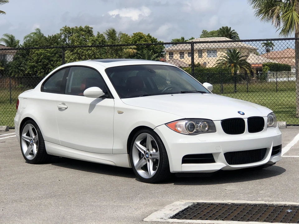 2008 BMW E82 135i & 135is - Image 25 of 31