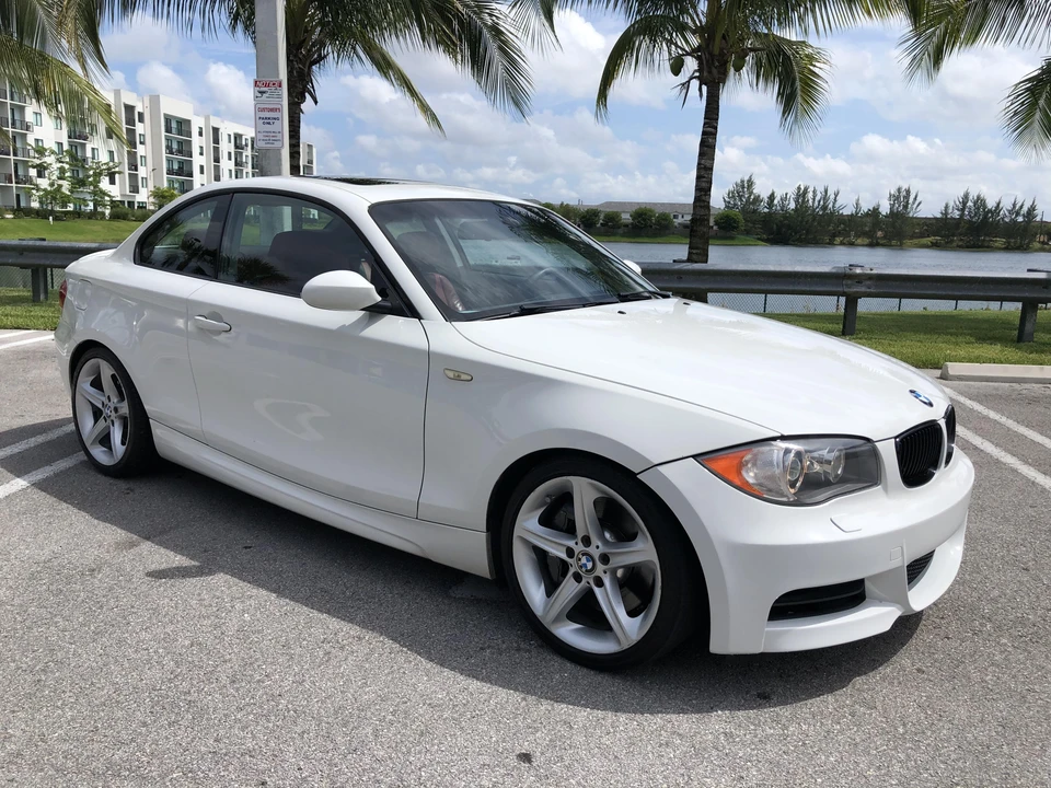 2008 BMW E82 135i & 135is - Image 24 of 31