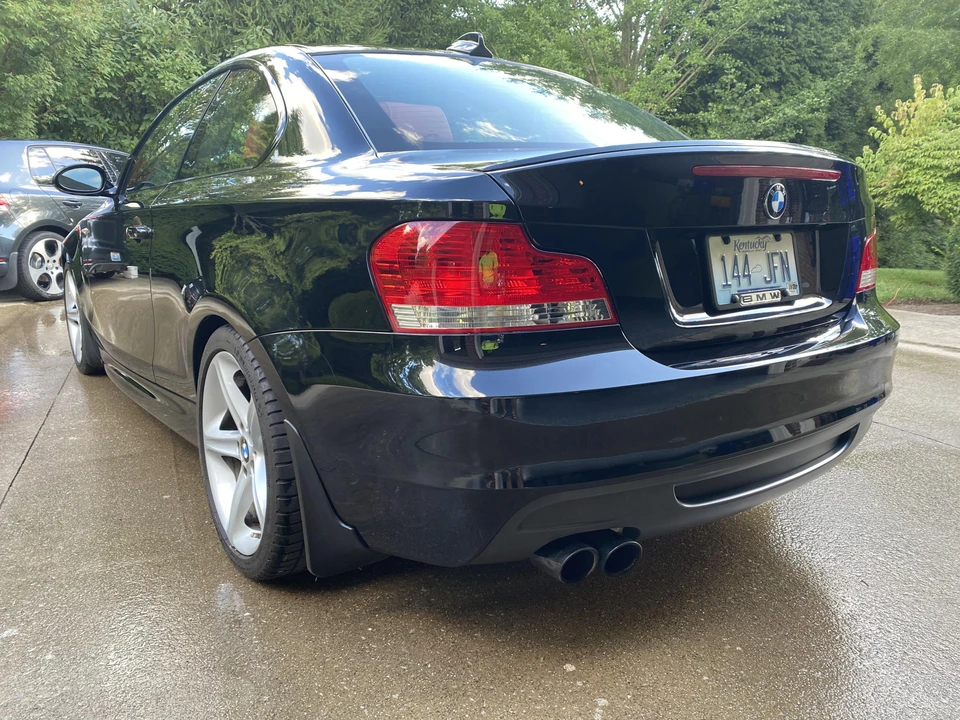 2008 BMW E82 135i & 135is - Image 17 of 31