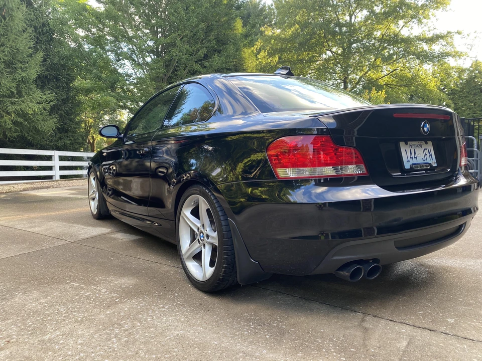 2008 BMW E82 135i & 135is - Image 16 of 31