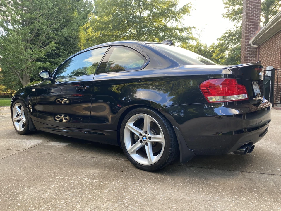 2008 BMW E82 135i & 135is - Image 14 of 31