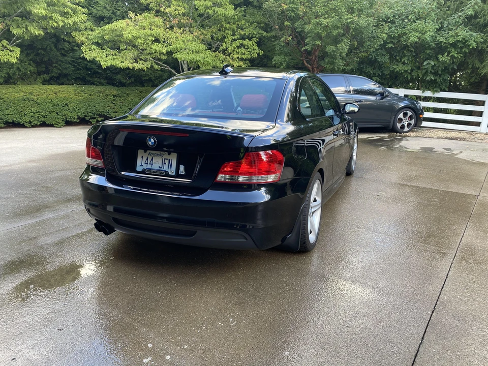 2008 BMW E82 135i & 135is - Image 25 of 31