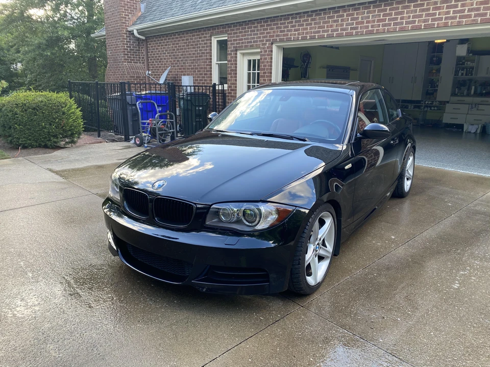 2008 BMW E82 135i & 135is - Image 11 of 31