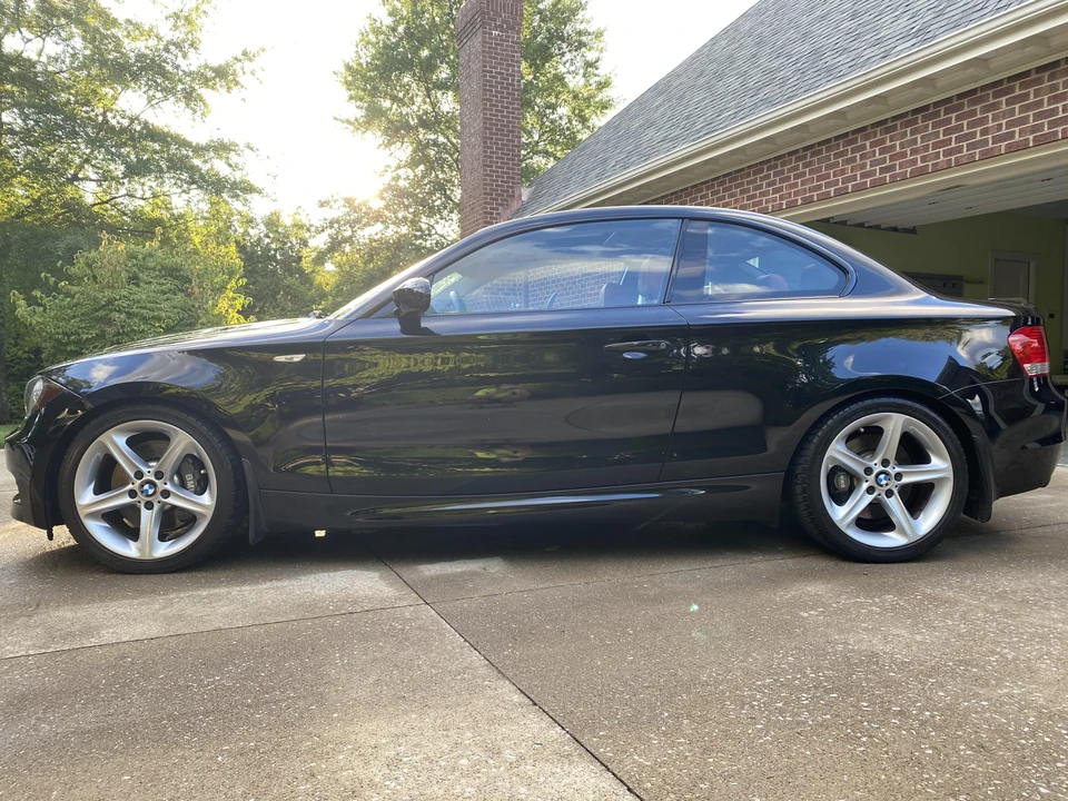 2008 BMW E82 135i & 135is - Image 13 of 31