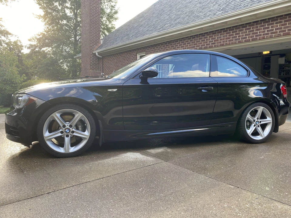 2008 BMW E82 135i & 135is - Image 12 of 31