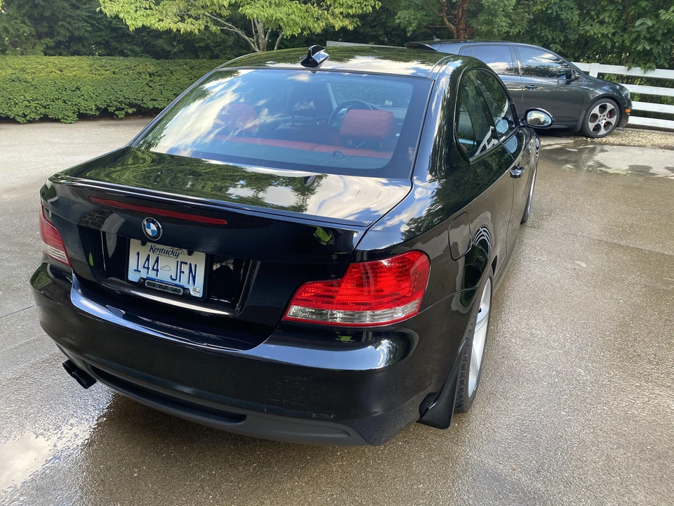 2008 BMW E82 135i & 135is - Image 24 of 31