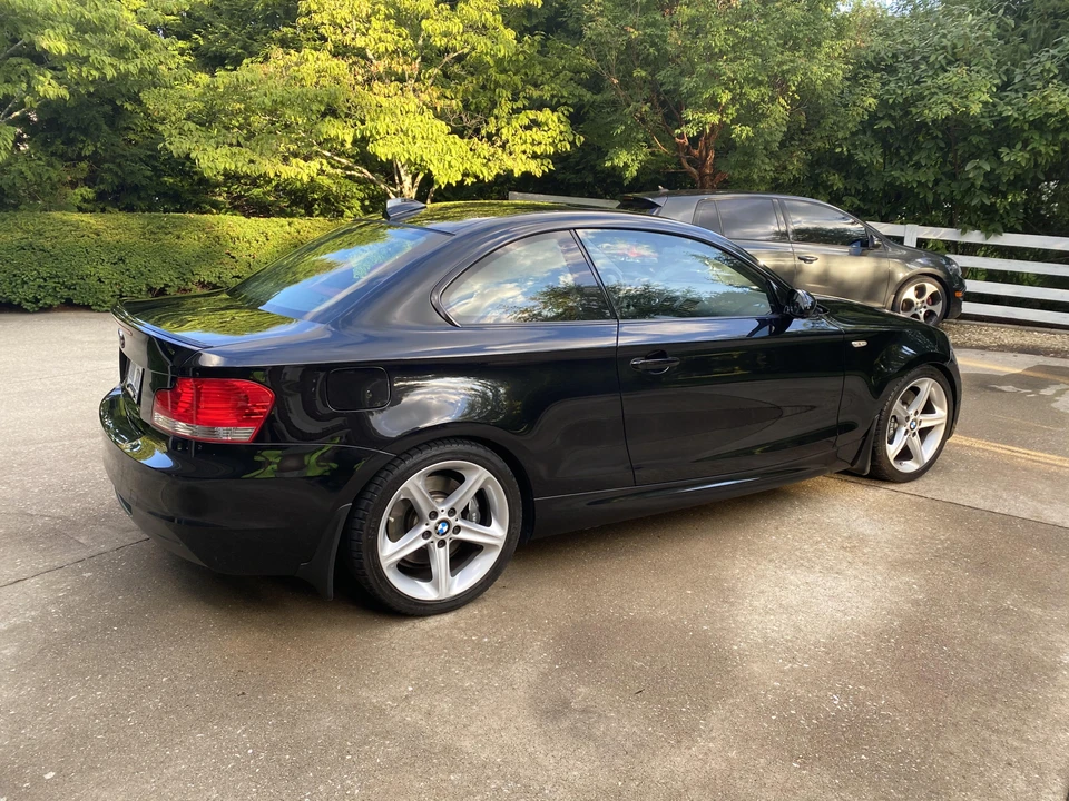 2008 BMW E82 135i & 135is - Image 26 of 31