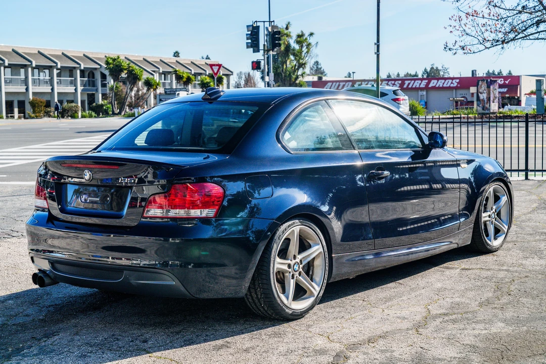 2008 BMW E82 135i & 135is - Image 14 of 31