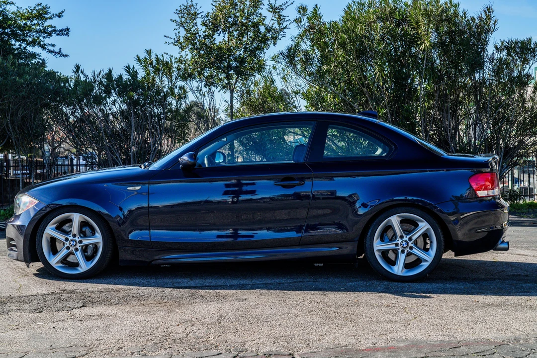 2008 BMW E82 135i & 135is - Image 11 of 31