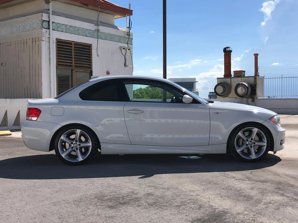 2008 BMW E82 135i & 135is - Image 26 of 31