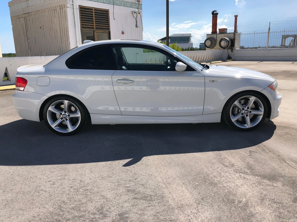 2008 BMW E82 135i & 135is - Image 28 of 31
