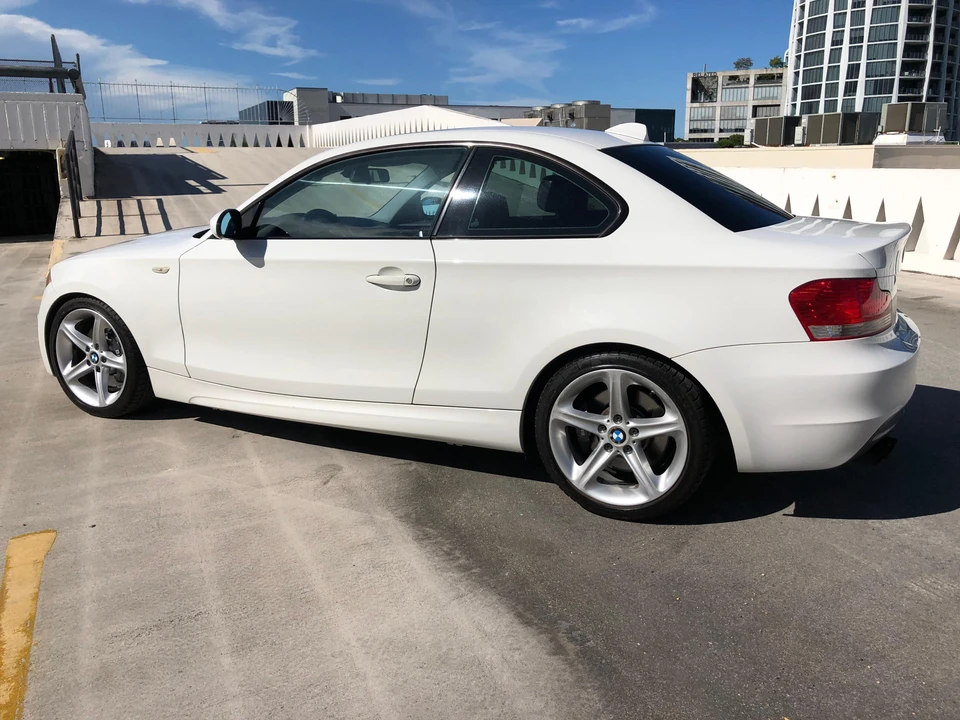 2008 BMW E82 135i & 135is - Image 15 of 31