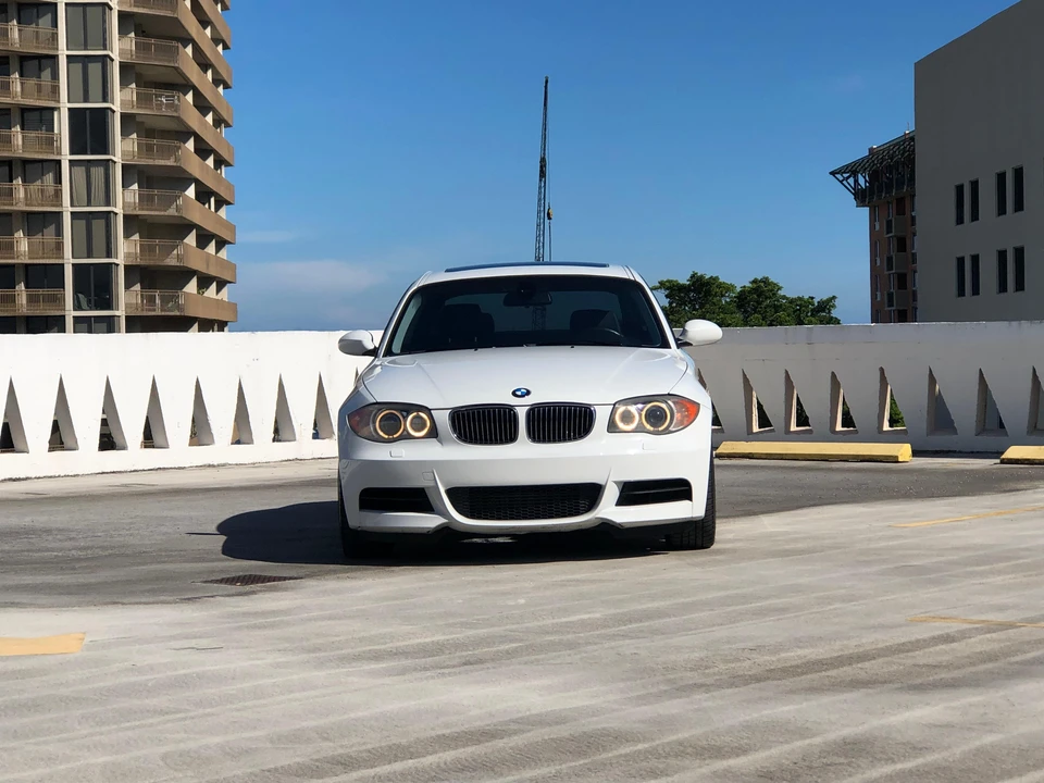 2008 BMW E82 135i & 135is - Image 6 of 31