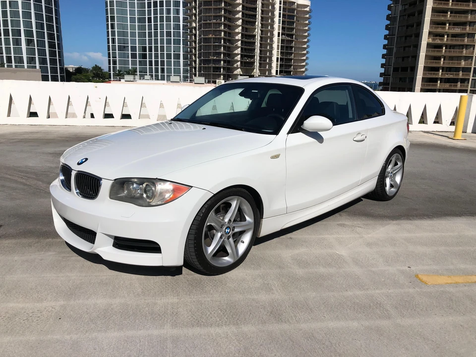 2008 BMW E82 135i & 135is - Image 12 of 31