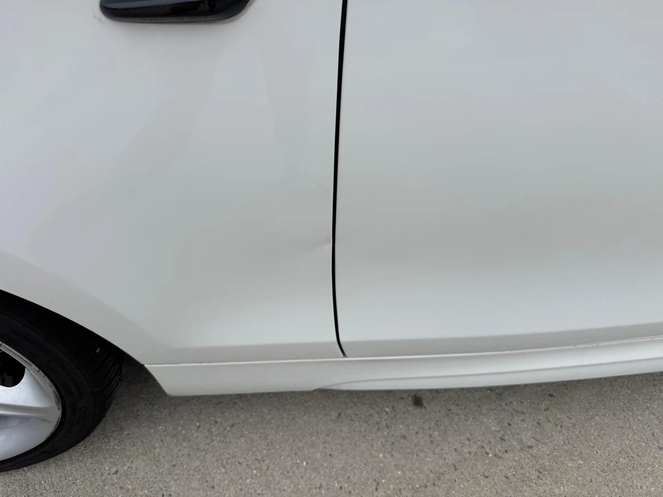 2008 BMW E82 135i & 135is - Image 17 of 31