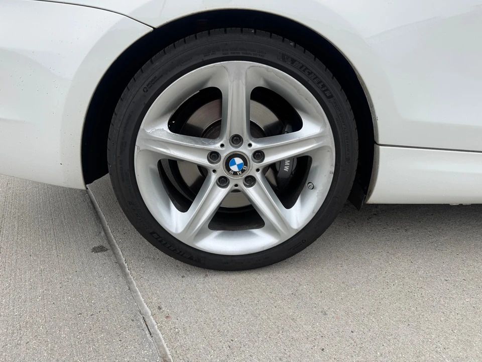 2008 BMW E82 135i & 135is - Image 26 of 31