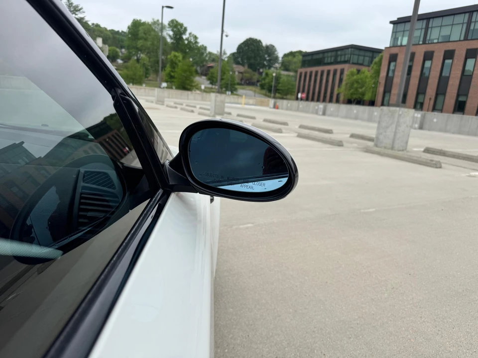2008 BMW E82 135i & 135is - Image 22 of 31