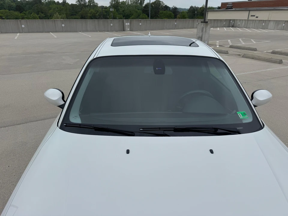 2008 BMW E82 135i & 135is - Image 13 of 31