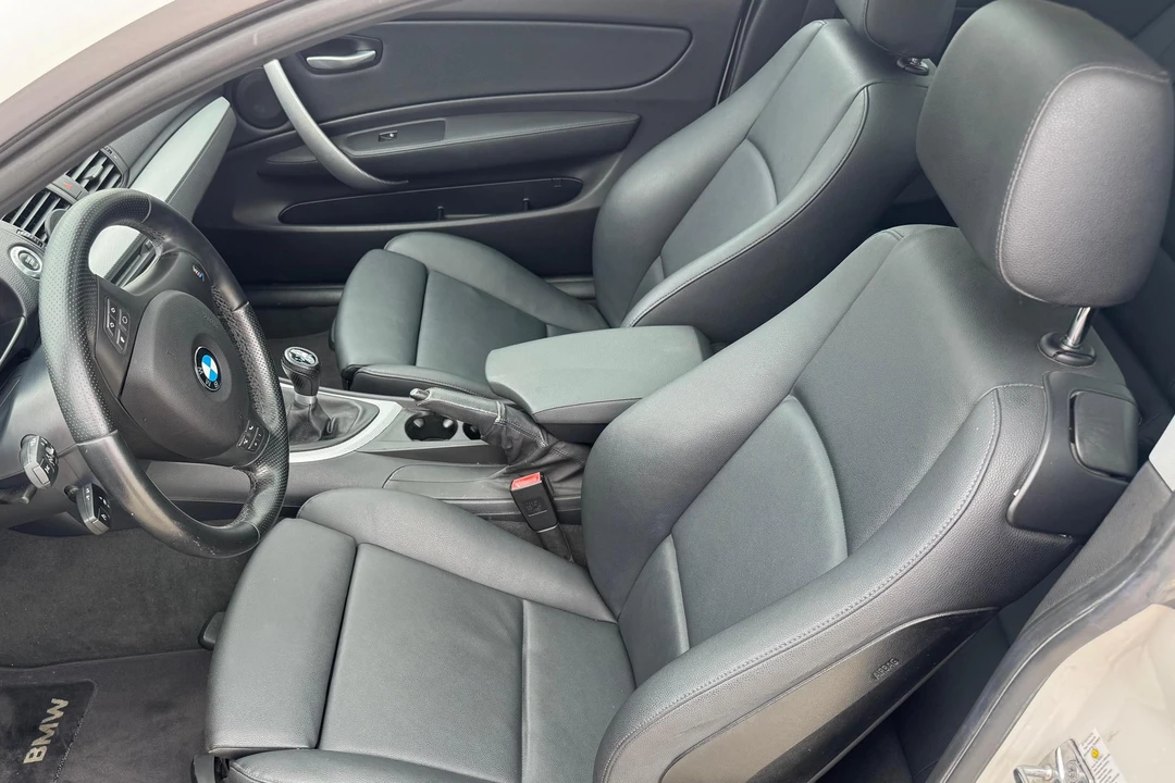 2008 BMW E82 135i & 135is - Image 29 of 31