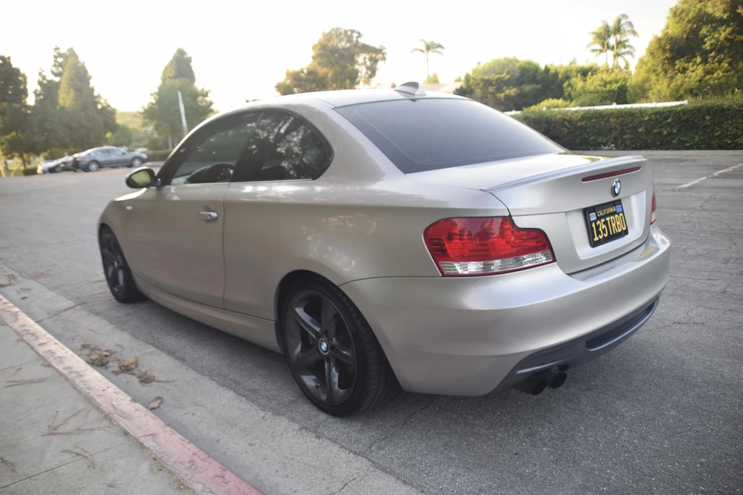 2008 BMW E82 135i & 135is - Image 13 of 31