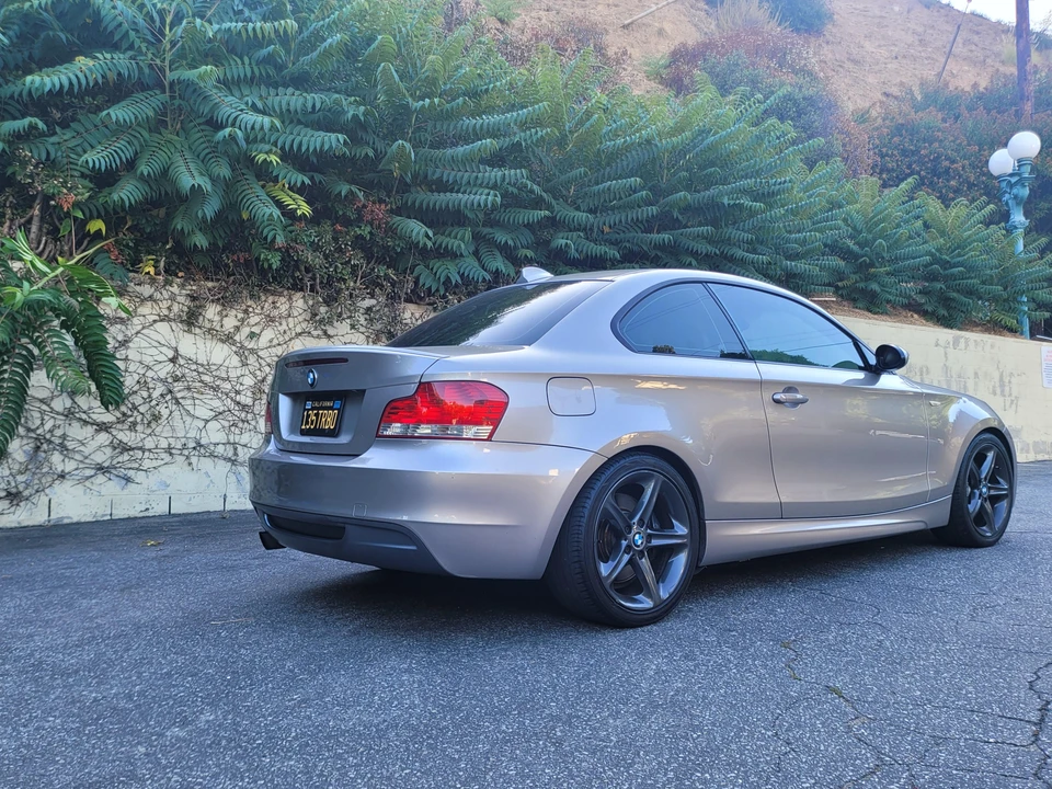 2008 BMW E82 135i & 135is - Image 20 of 31