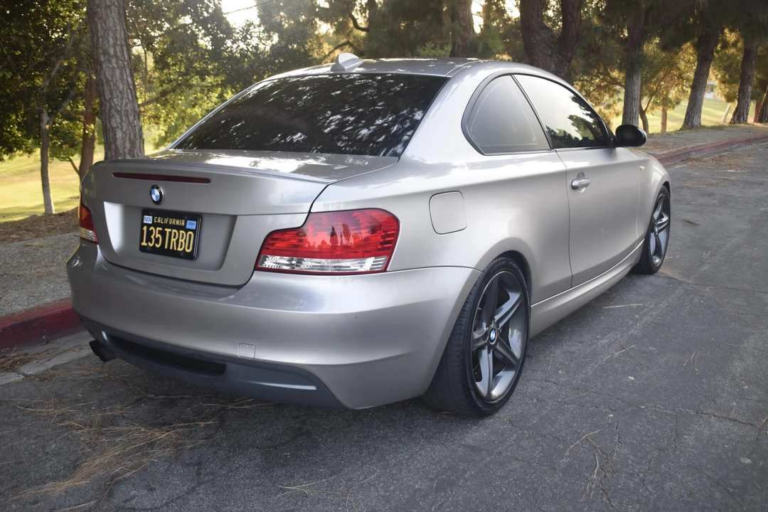 2008 BMW E82 135i & 135is - Image 18 of 31
