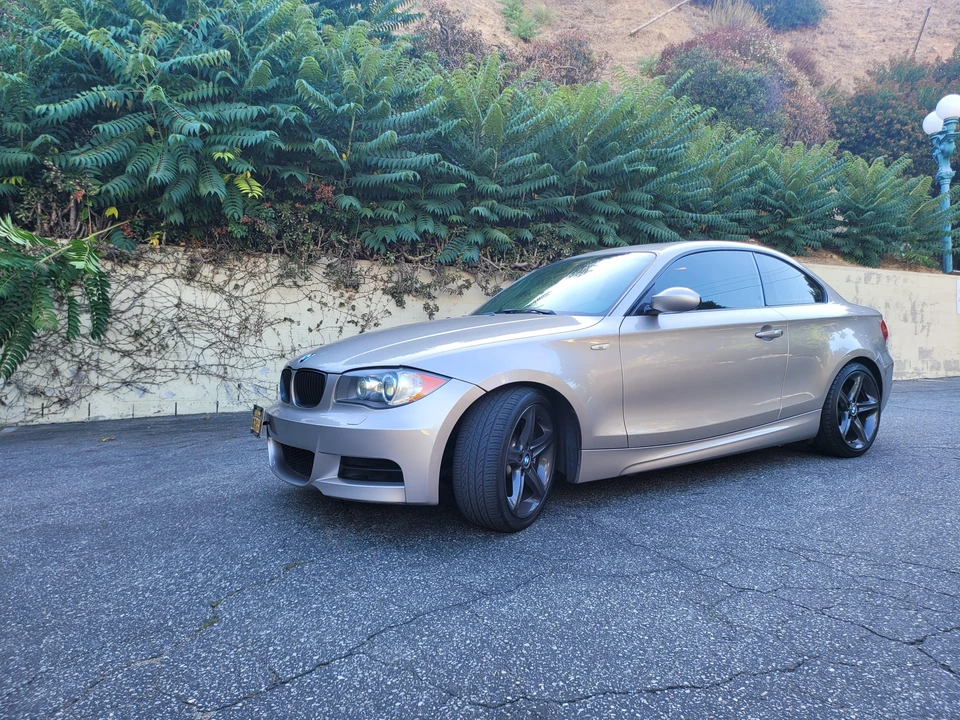 2008 BMW E82 135i & 135is - Image 9 of 31