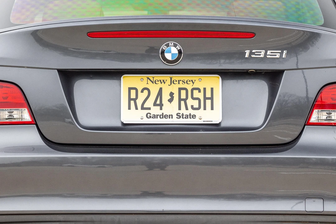 2008 BMW E82 135i & 135is - Image 23 of 31