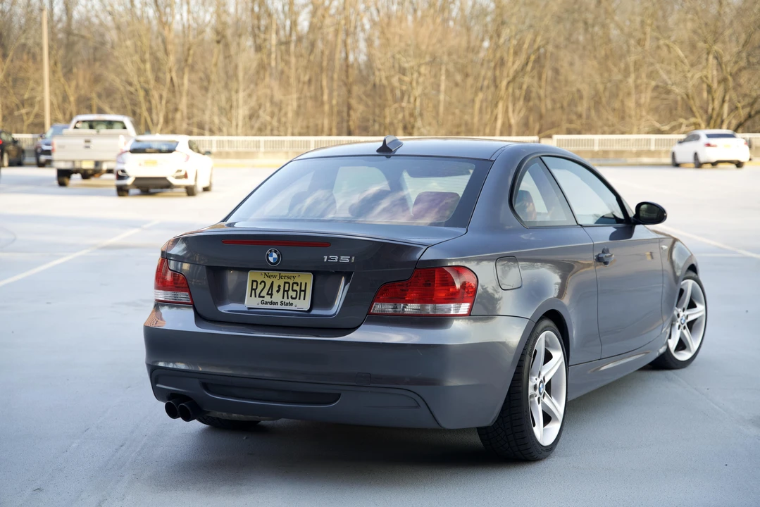 2008 BMW E82 135i & 135is - Image 16 of 31