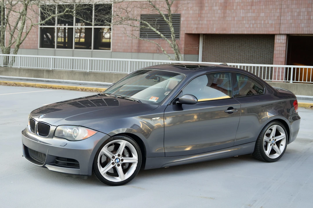 2008 BMW E82 135i & 135is - Image 9 of 31