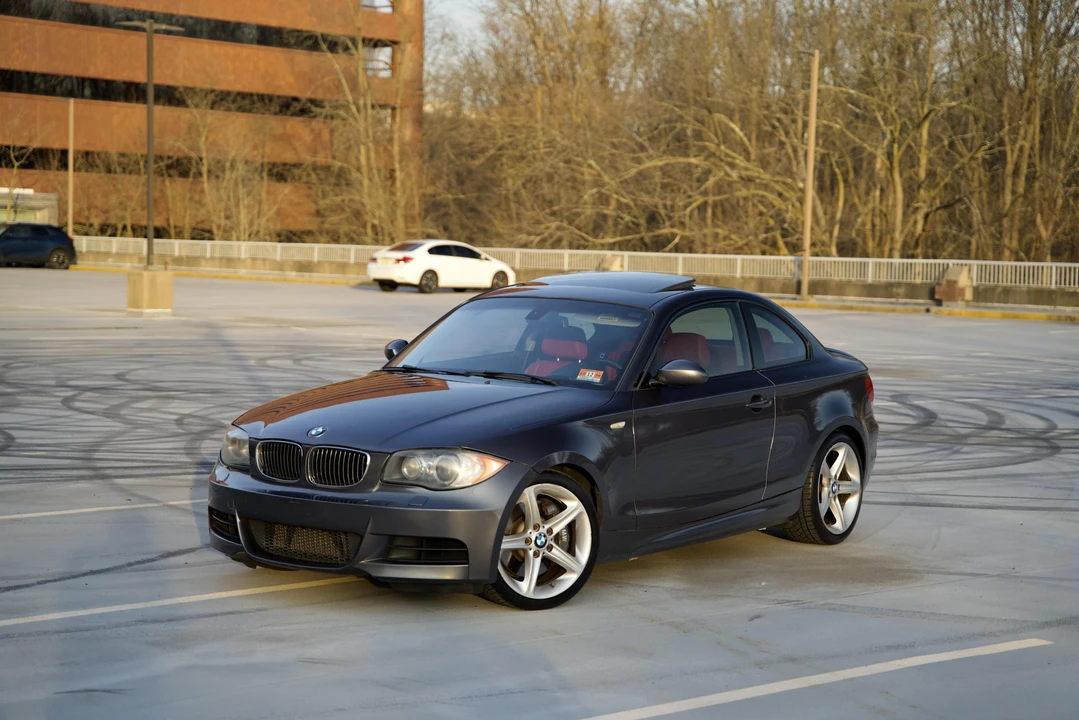 2008 BMW E82 135i & 135is - Image 7 of 31