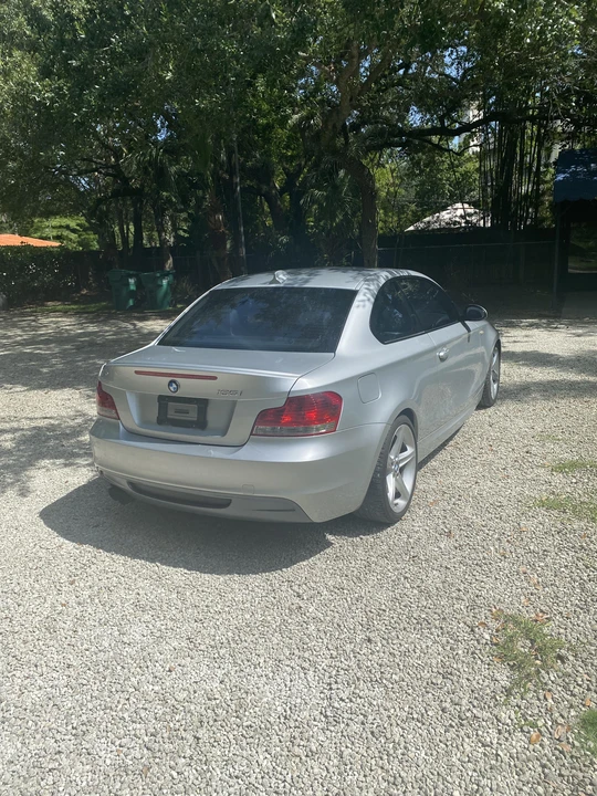 2008 BMW E82 135i & 135is - Image 11 of 31