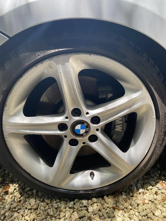 2008 BMW E82 135i & 135is - Image 29 of 31