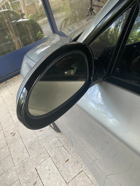 2008 BMW E82 135i & 135is - Image 16 of 31