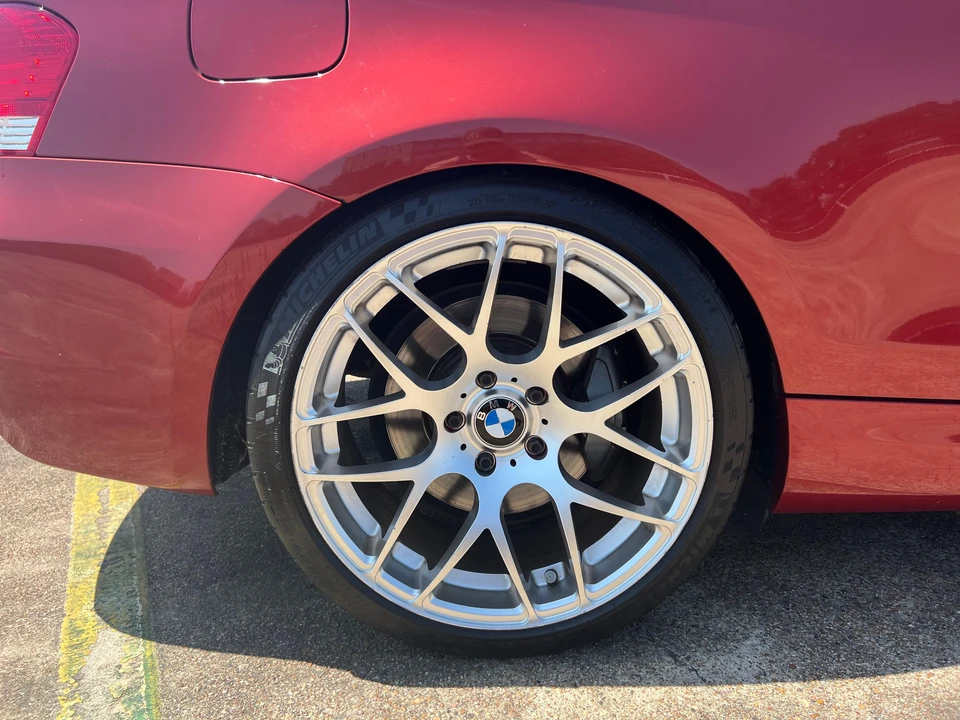 2008 BMW E82 135i & 135is - Image 30 of 31