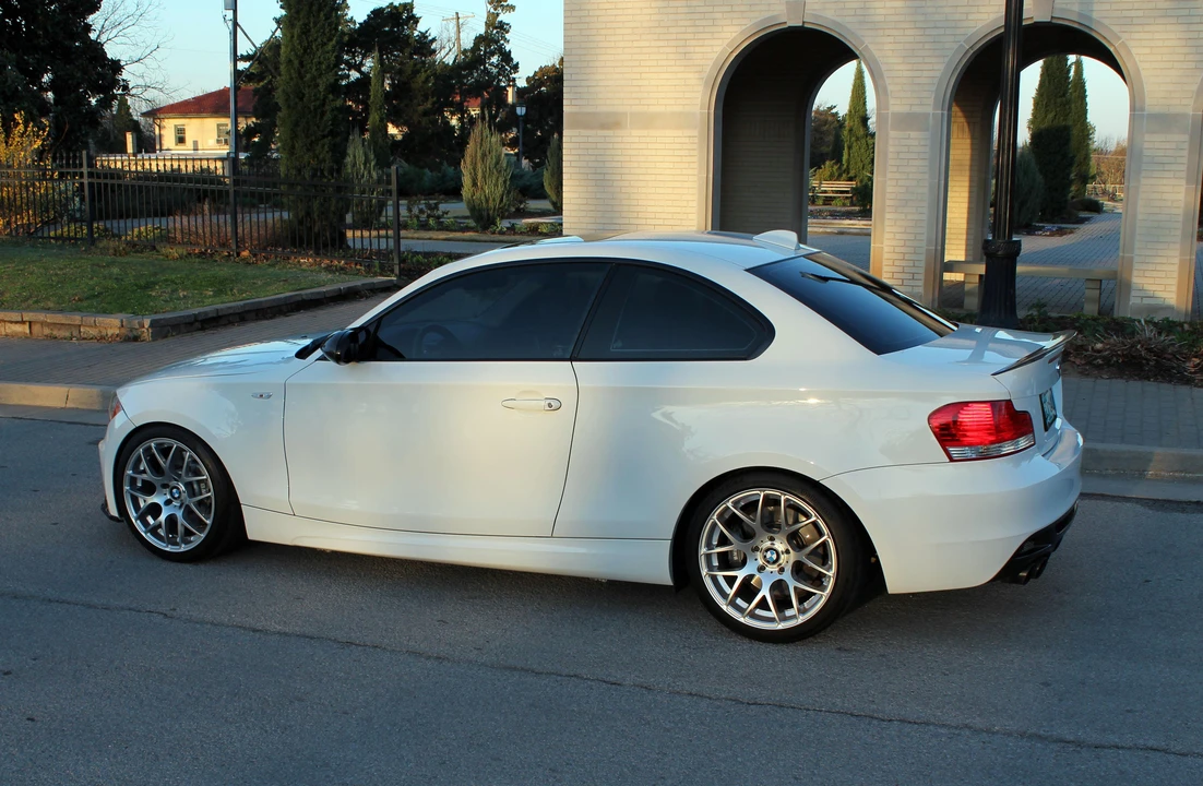 2008 BMW E82 135i & 135is - Image 13 of 31