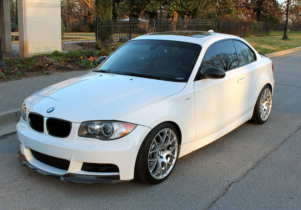 2008 BMW E82 135i & 135is - Image 9 of 31