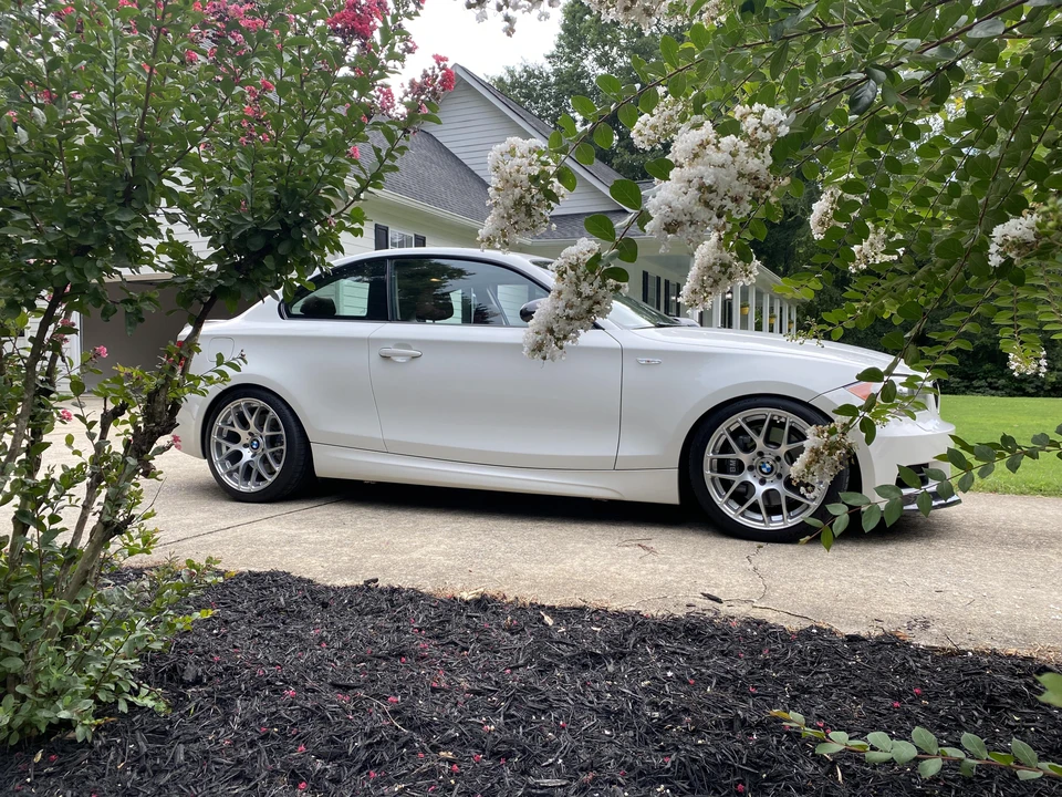 2008 BMW E82 135i & 135is - Image 11 of 31