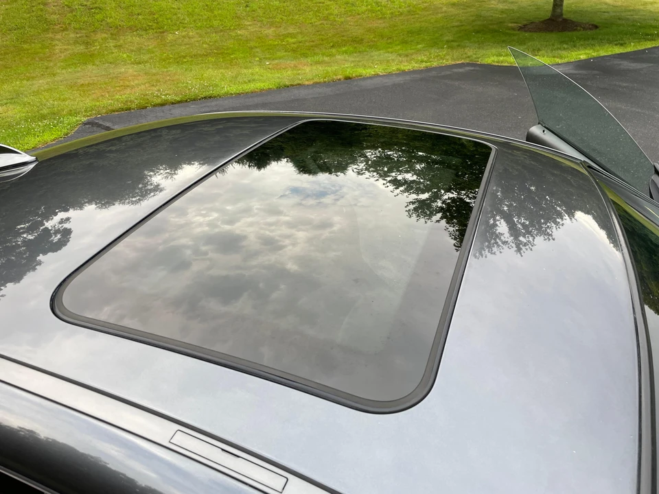 2008 BMW E82 135i & 135is - Image 23 of 31