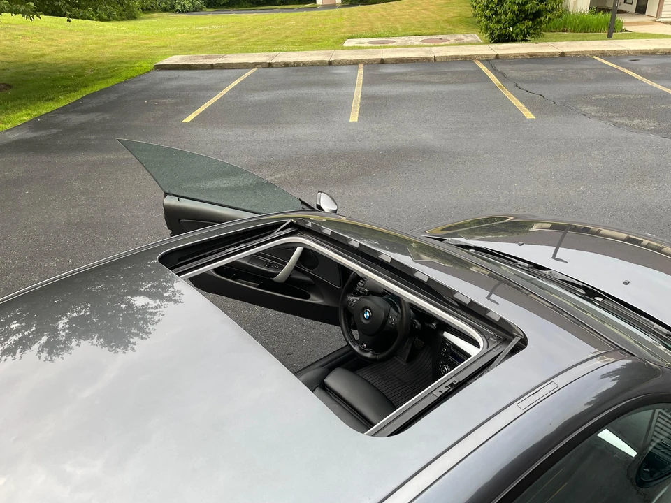 2008 BMW E82 135i & 135is - Image 21 of 31