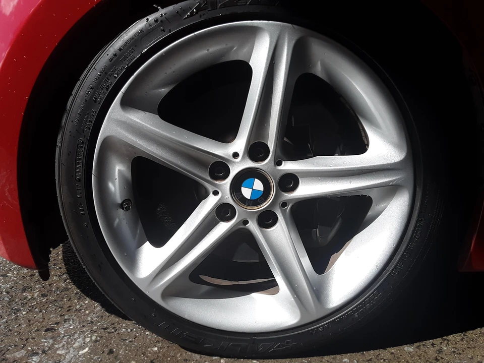 2008 BMW E82 135i & 135is - Image 30 of 31