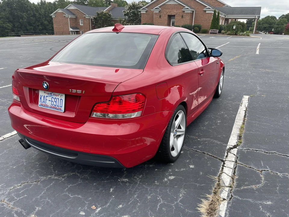 2008 BMW E82 135i & 135is - Image 12 of 31