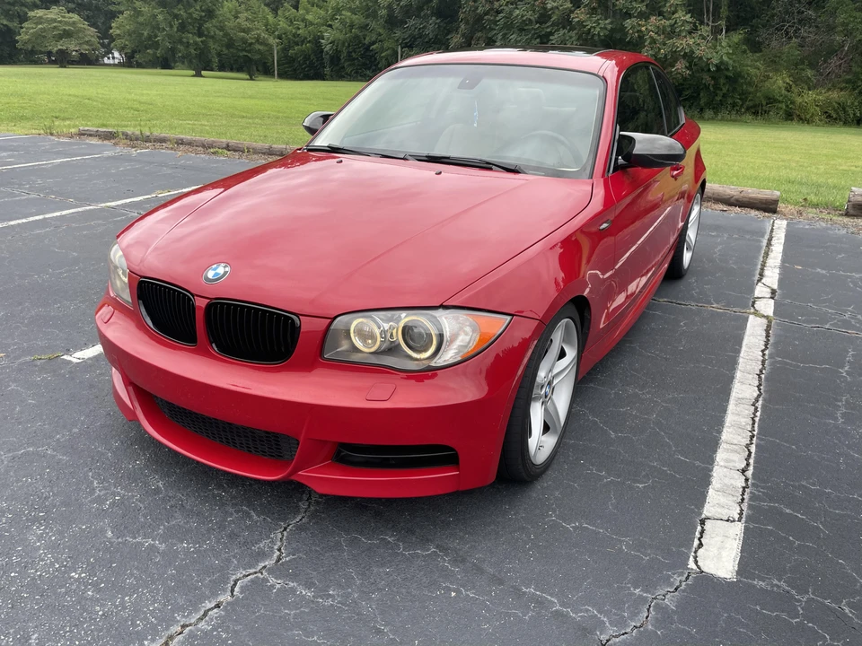 2008 BMW E82 135i & 135is - Image 6 of 31